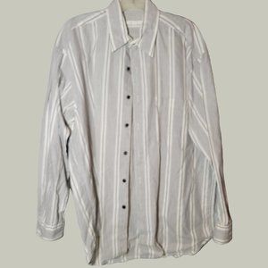 Perry Ellis Button Down Shirt  White / Gray / Black Long Sleeve  Pocket  Size M